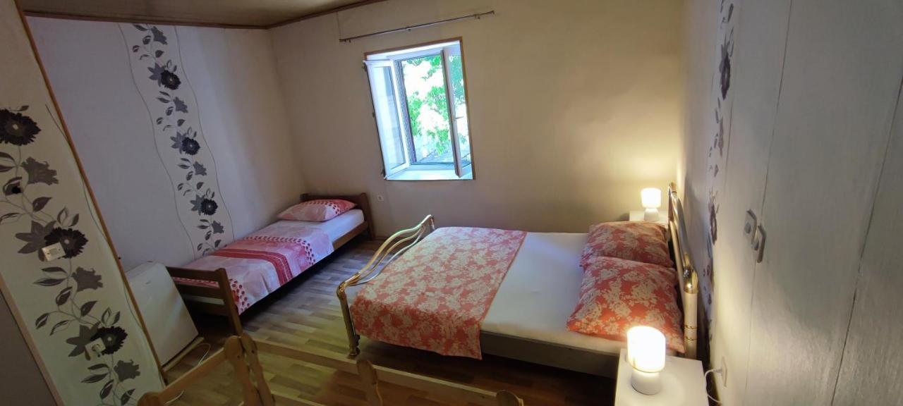 Studio Apartman Kastel Kambelovac Kaštela Extérieur photo